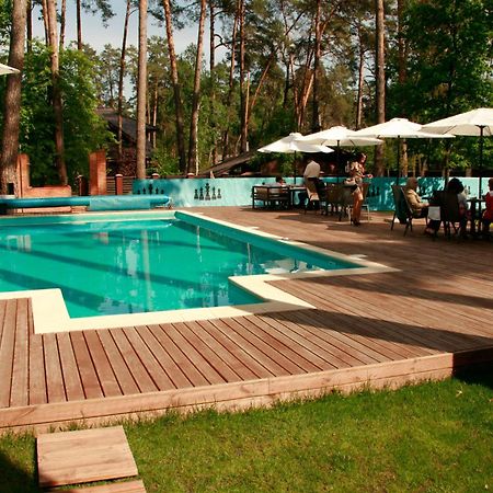 Viktoria Park Hotel Butja Exteriör bild