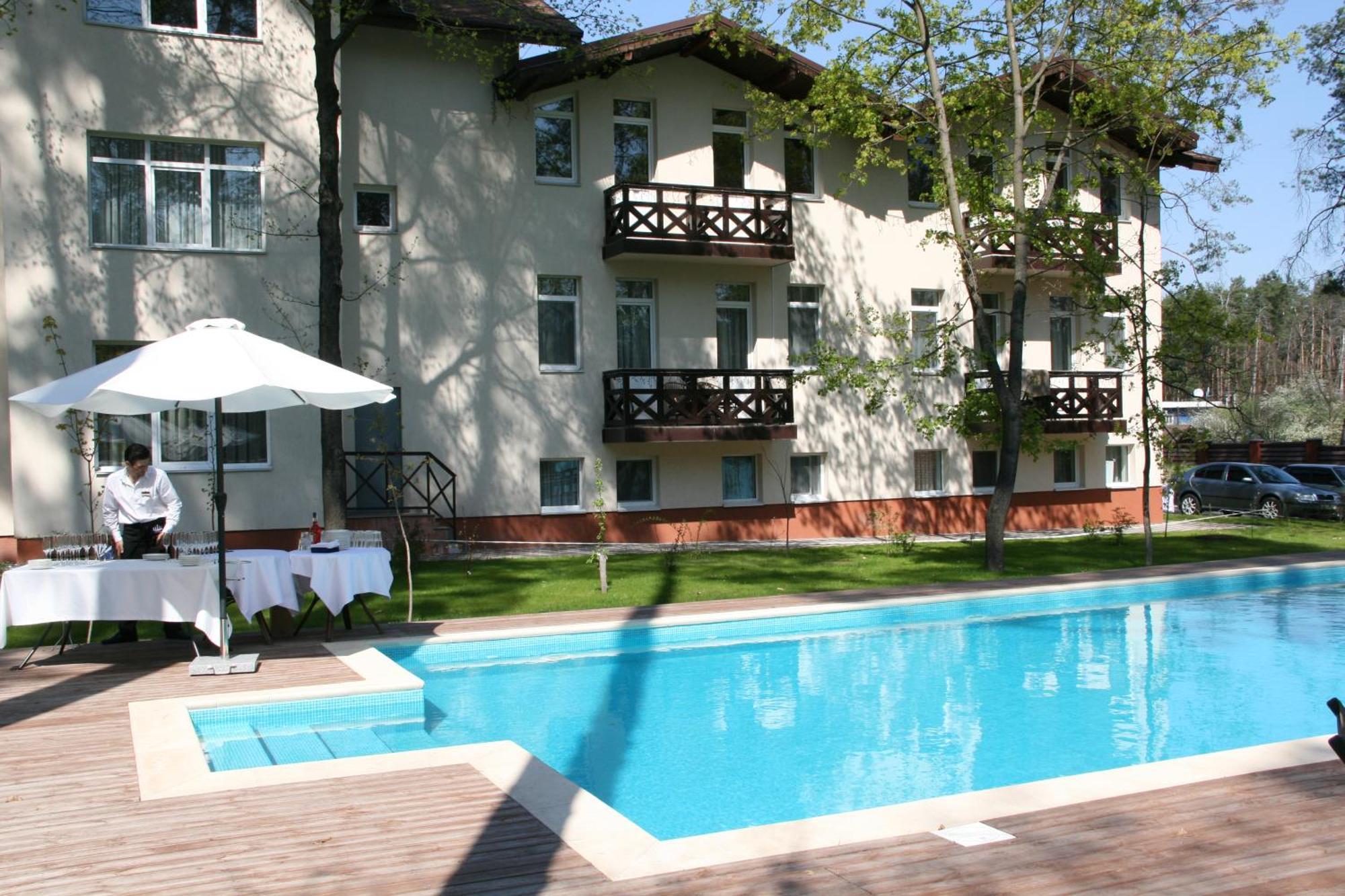 Viktoria Park Hotel Butja Exteriör bild