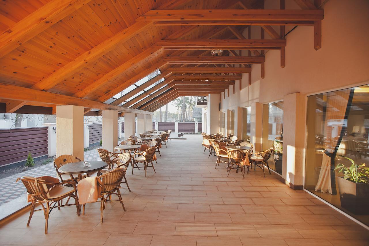Viktoria Park Hotel Butja Exteriör bild